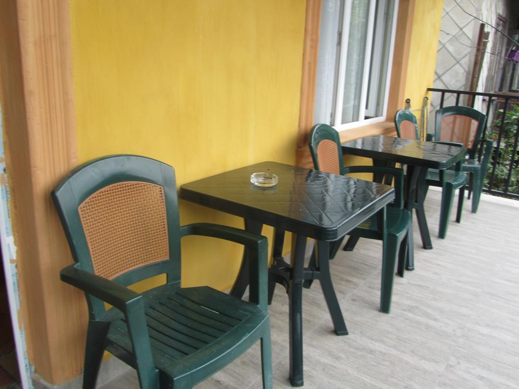 Suliko Guest House Batumi Room photo